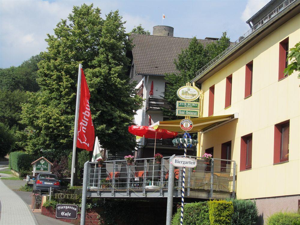 Hotel Zur Burg Nuerburg 外观 照片