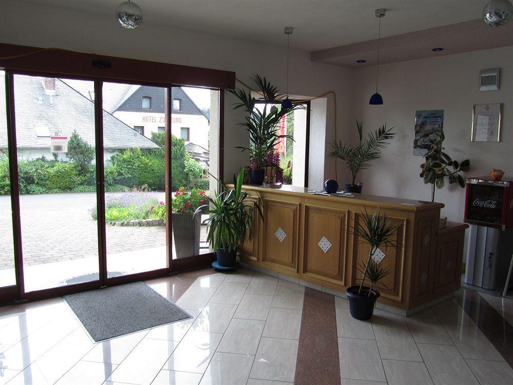 Hotel Zur Burg Nuerburg 外观 照片