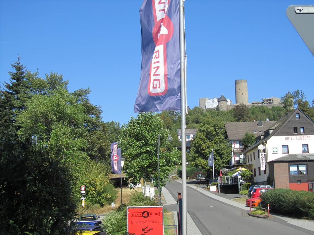 Land-Gut-Hotel Zur Burg Nuerburg 外观 照片