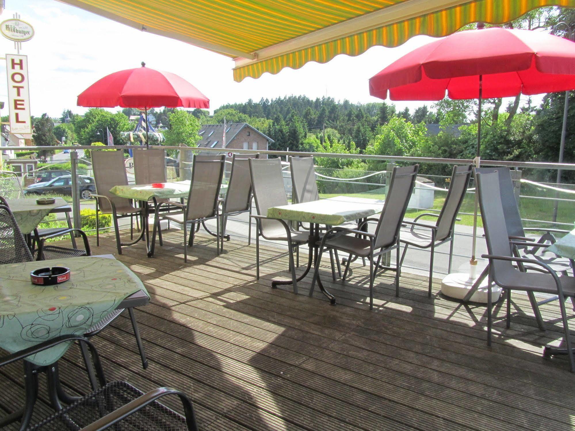 Hotel Zur Burg Nuerburg 外观 照片